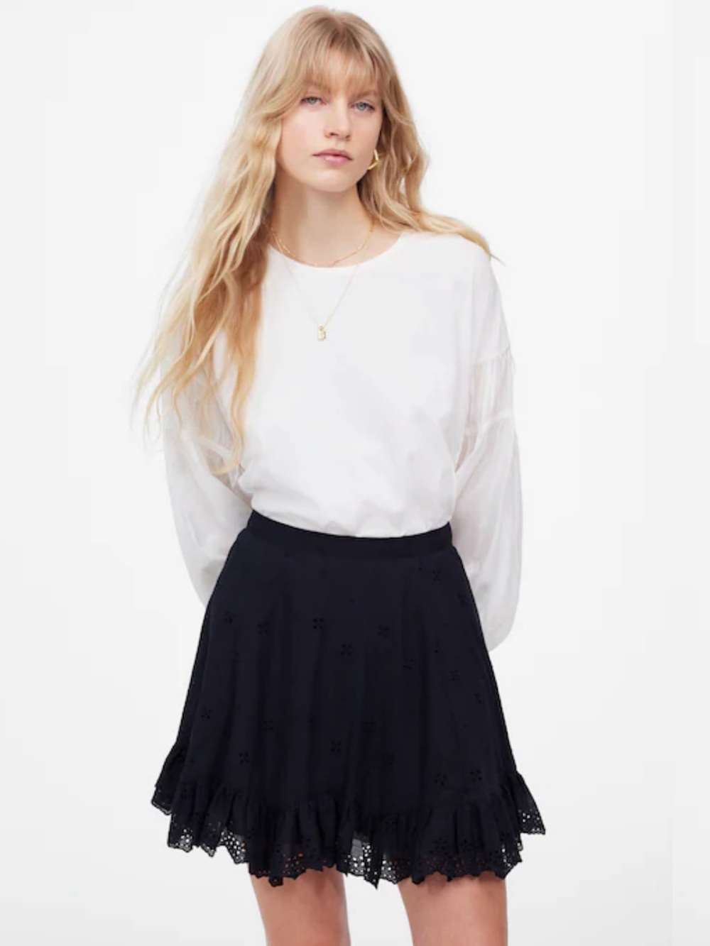 Madewell eyelet skirt - Picture 3 of 10